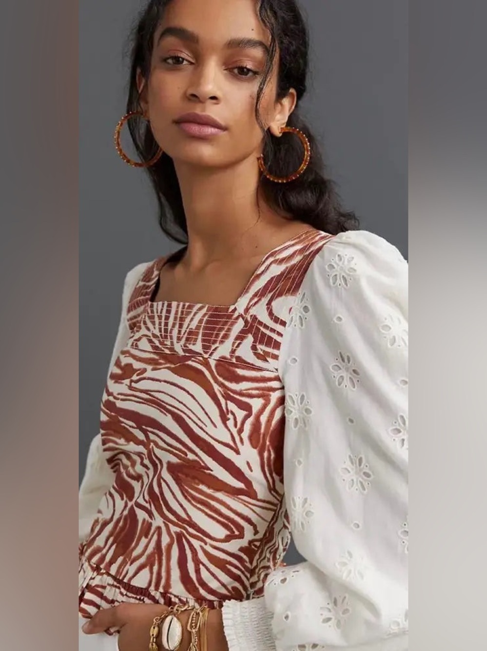 Love The Label Blouse Size Small Ivory Brown Zebra Eyelet Pattern Puff Sleeves